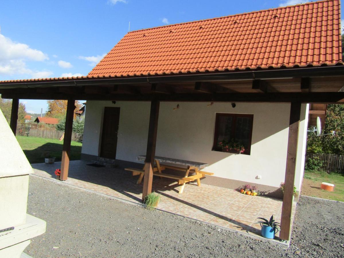 Rekreacni Dum Levandule Jince Exterior photo